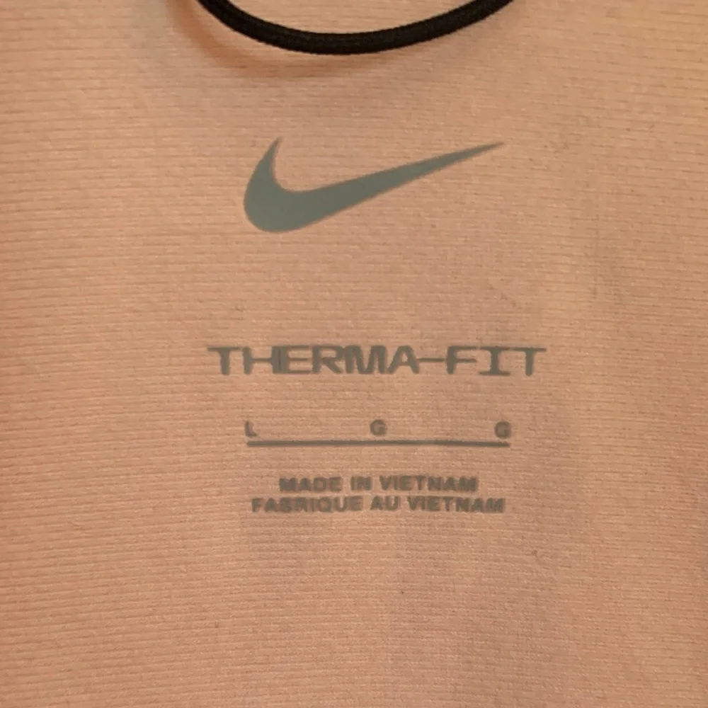 Nike Women's Light Peach Quilted Vest - Picture 11 of 11